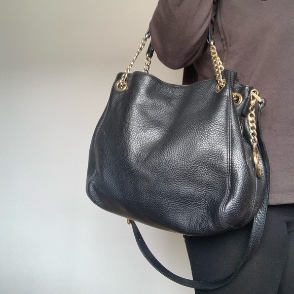 Black leather Michael Kors bag - Picture 4 of 10